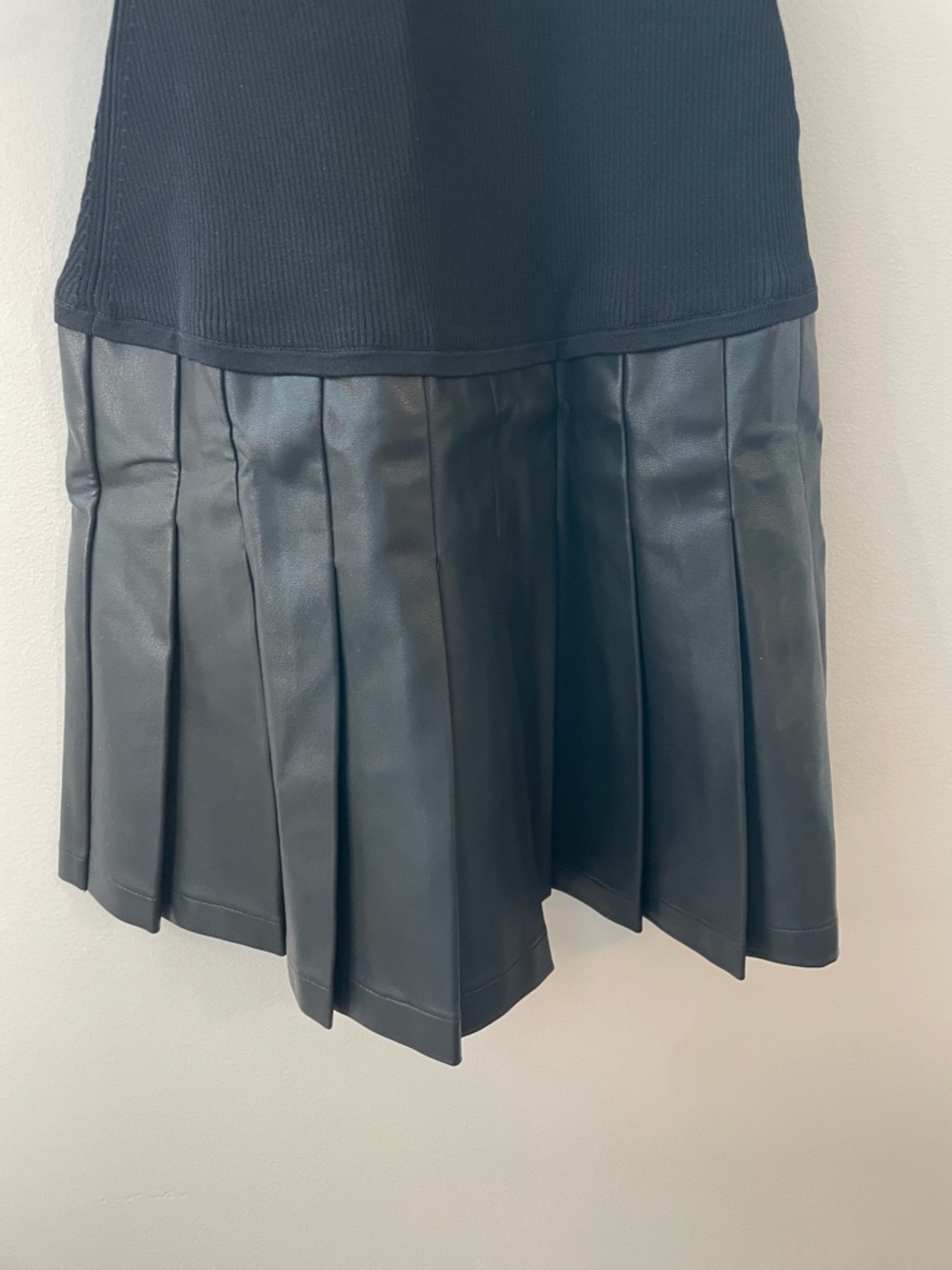 Milly Leather Pleated Skirt Knit Dress Vegan Leather Size S Black MSRP$395 NWT - Picture 3 of 8